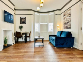 Cozy 1-Bedroom with Garden Access